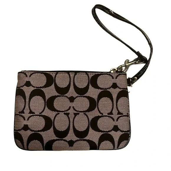 Coach wristlet  - Picture 2 of 4